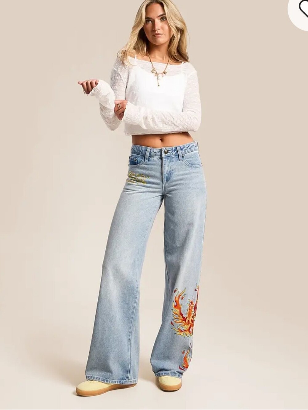Ed HARDY New
Rhinestone Baggy Wide Leg Jean - Picture 3 of 7